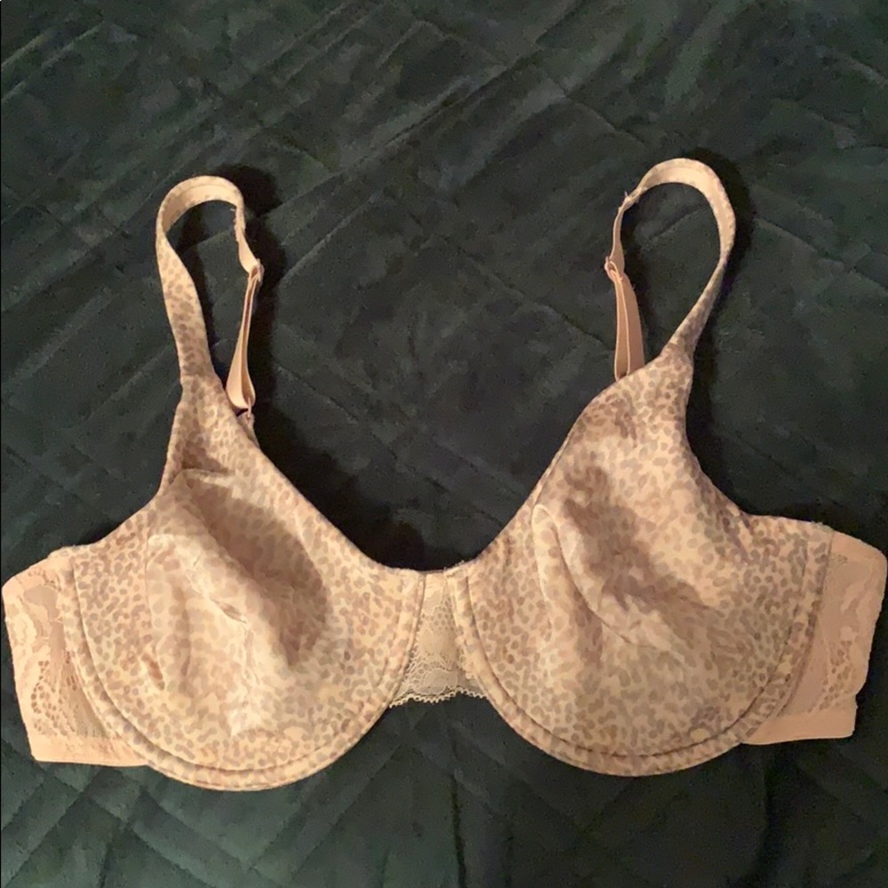 NWOT Simply Vera Wang Bra